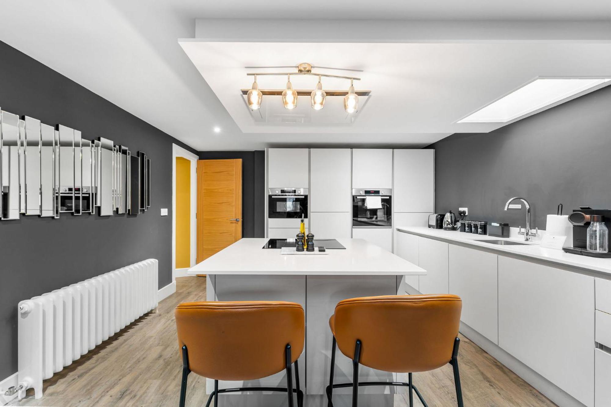 Righ Properties - Luxury West End Artisan Apartment Edimburgo Exterior foto