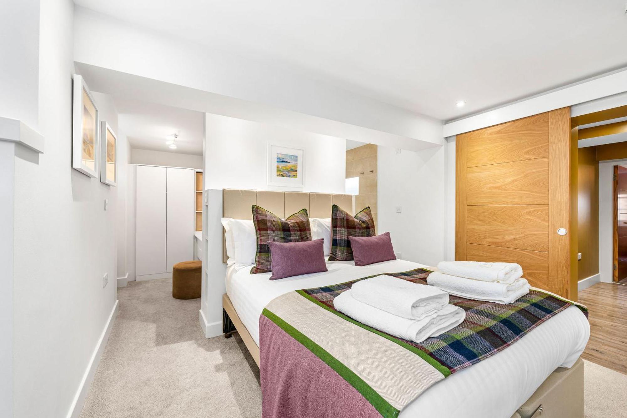 Righ Properties - Luxury West End Artisan Apartment Edimburgo Exterior foto
